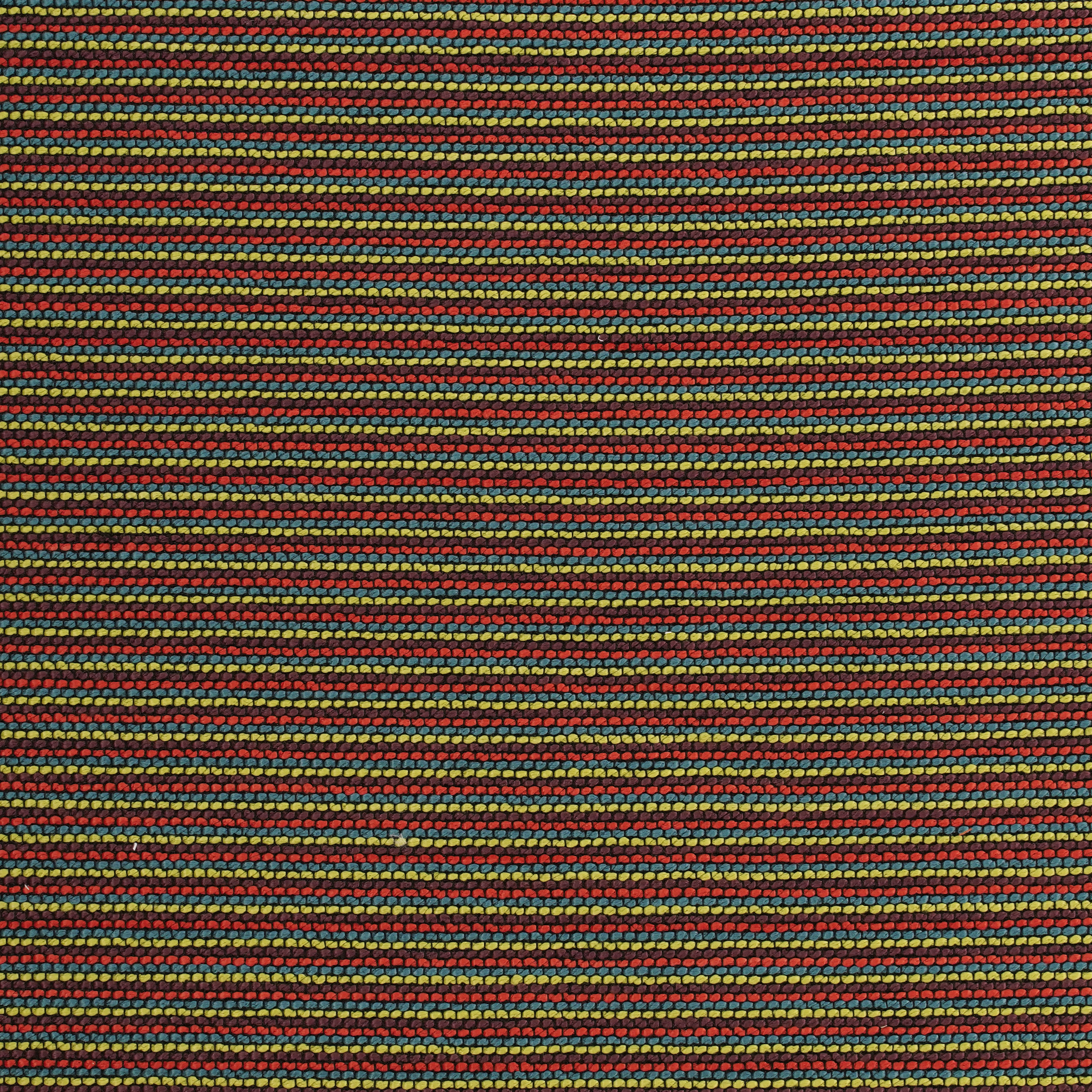 210585
