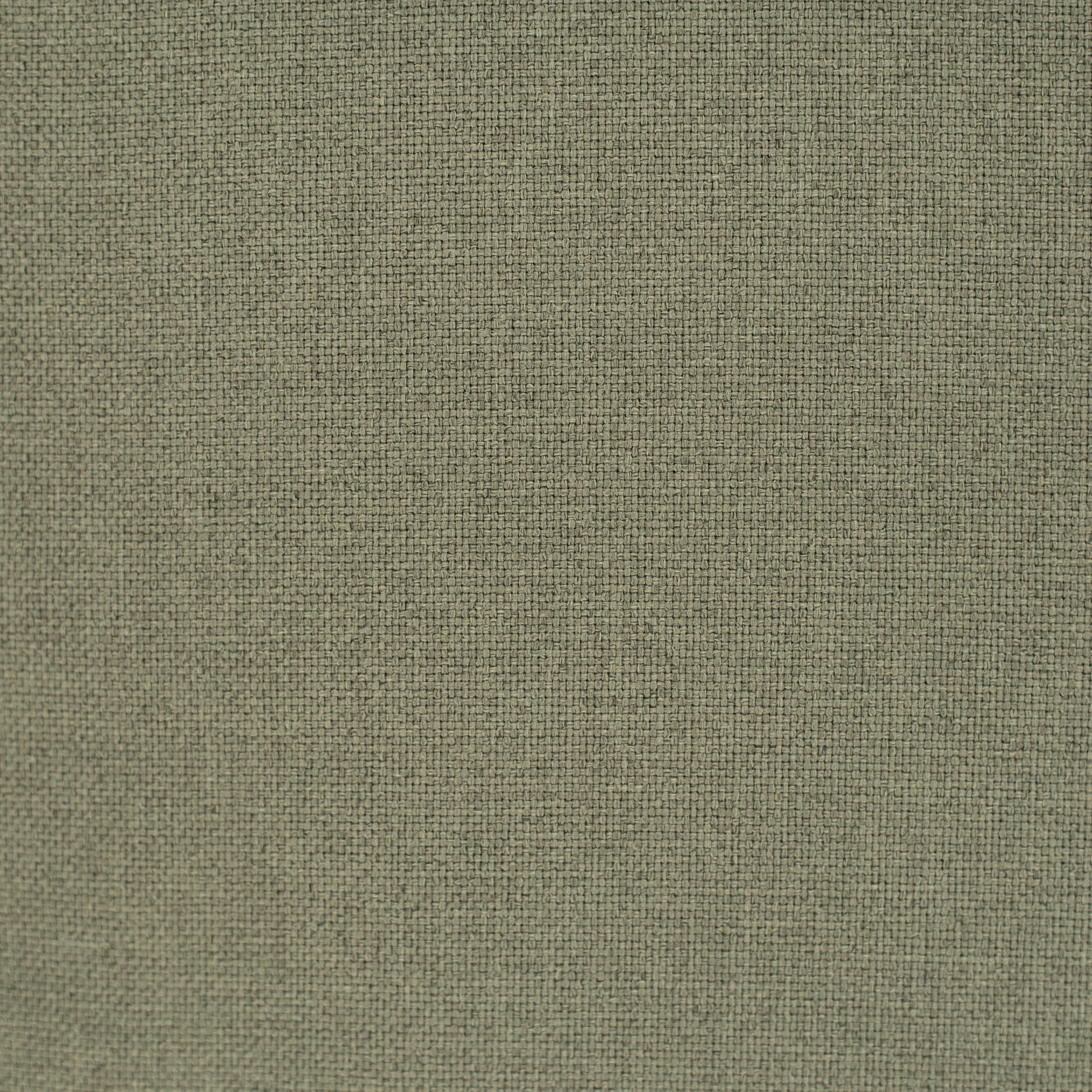 105608