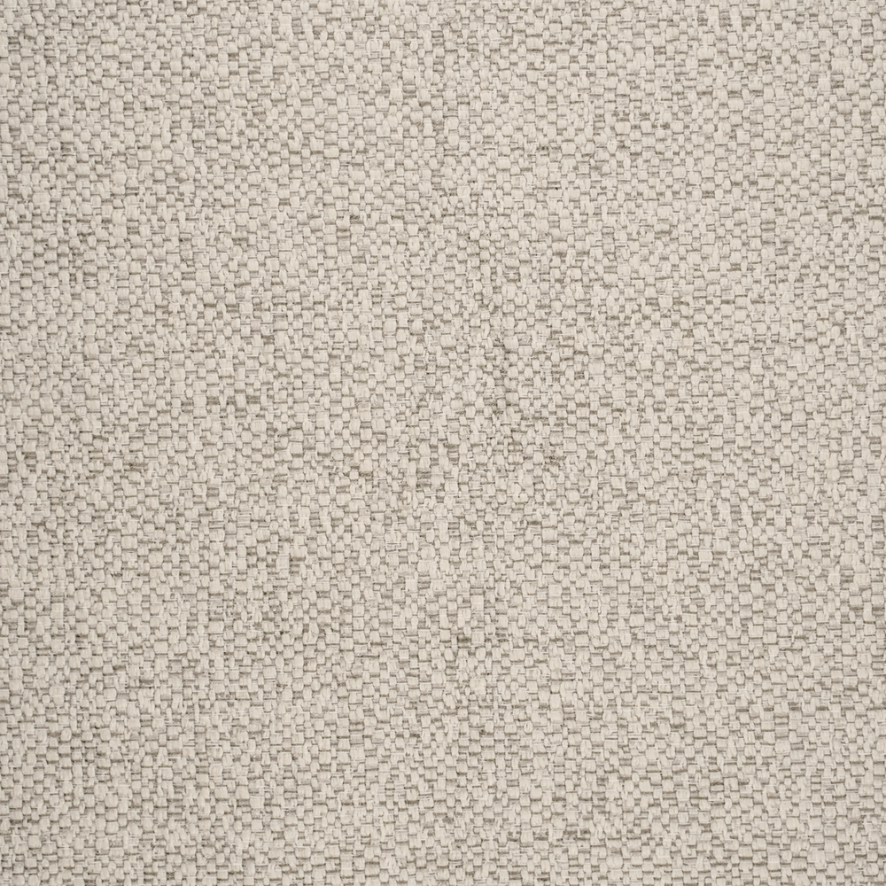 121100